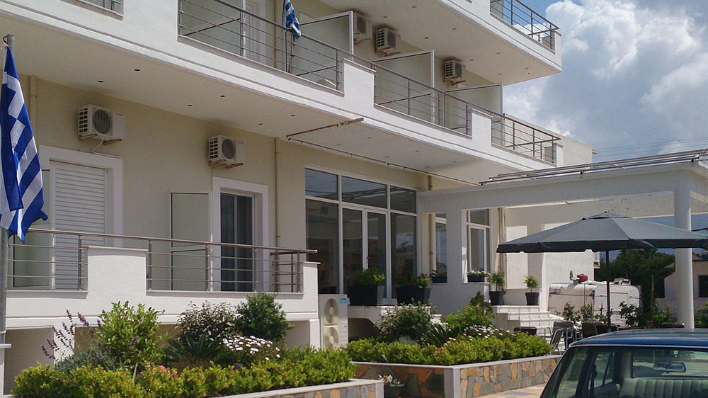 Porto Marathos Hotel Marathopoli Bagian luar foto