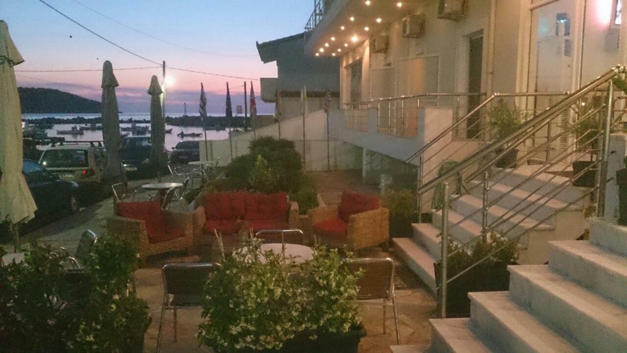 Porto Marathos Hotel Marathopoli Bagian luar foto