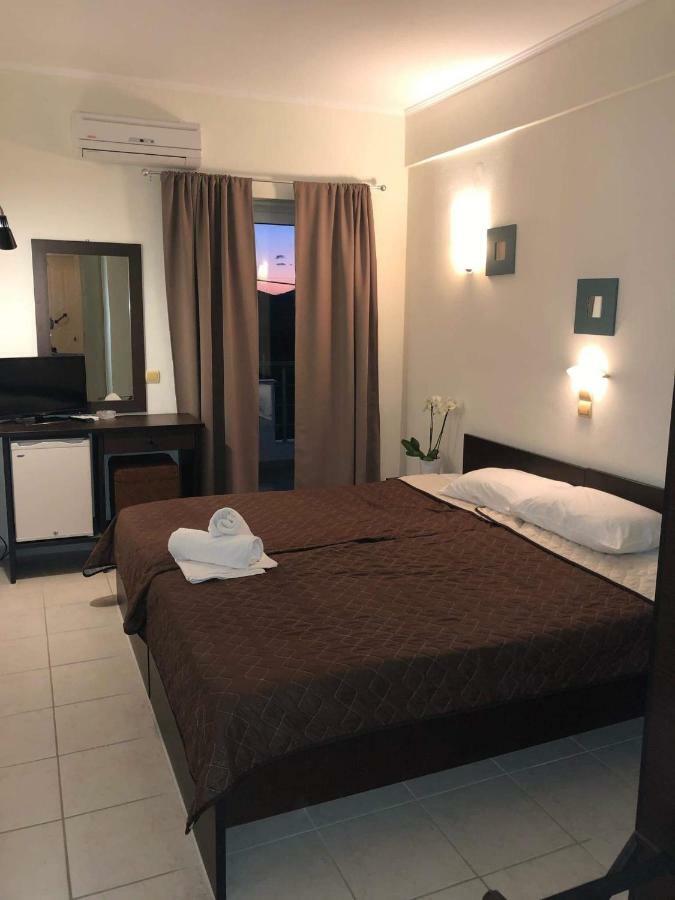 Porto Marathos Hotel Marathopoli Bagian luar foto